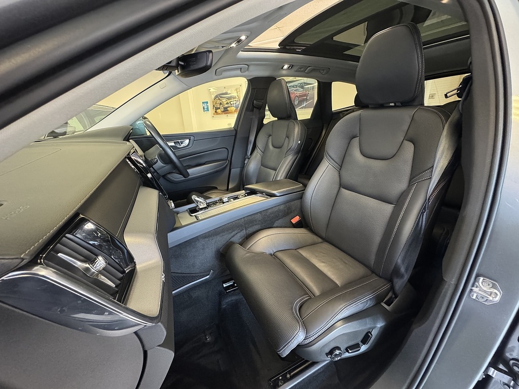 Volvo XC60 R-design Black #19