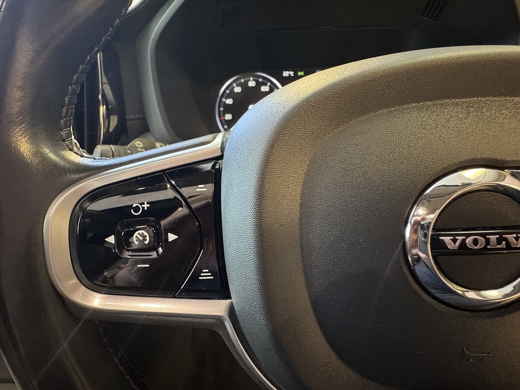 Volvo XC60 R-design Black #32