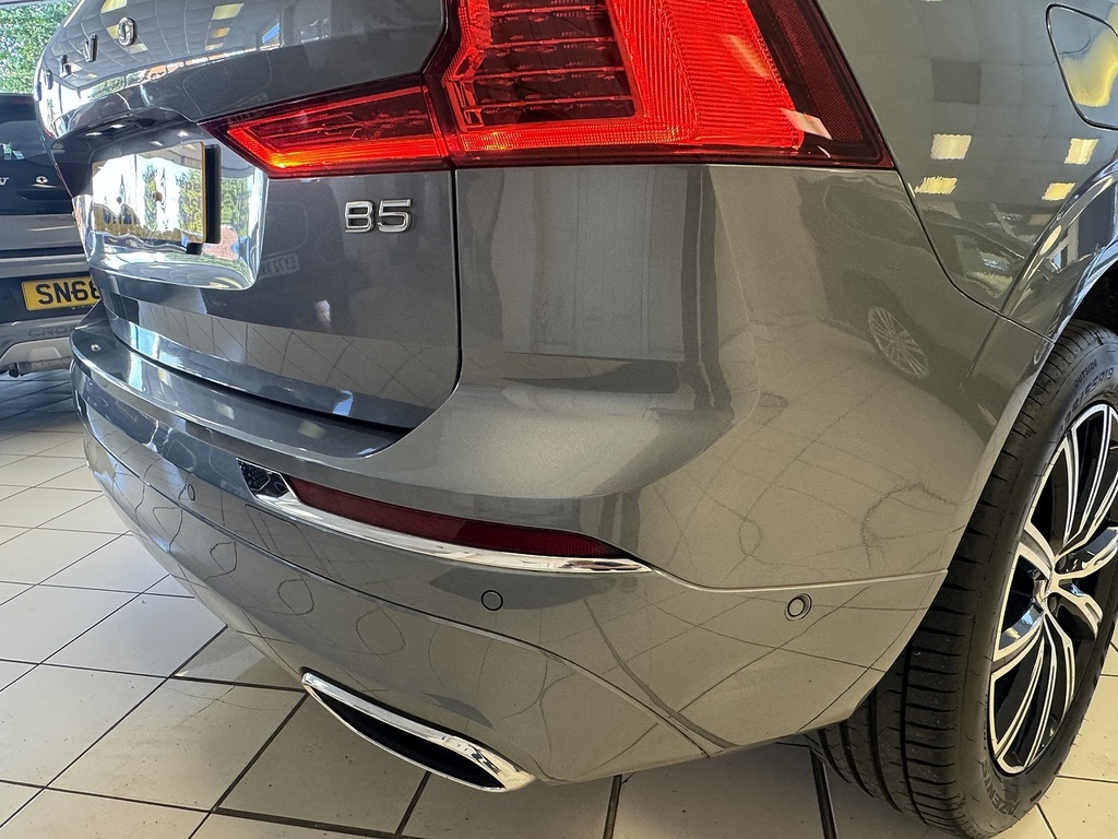 Volvo XC60 R-design Black #11