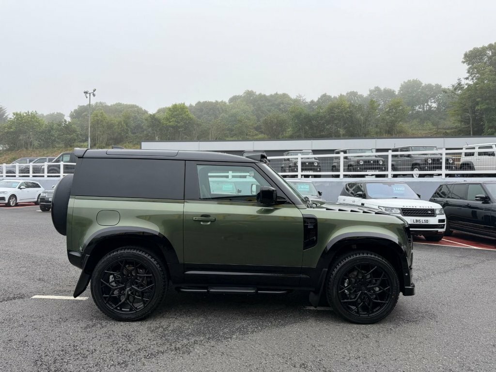 Land Rover Defender 3L Hard Top S Mhev Green #6