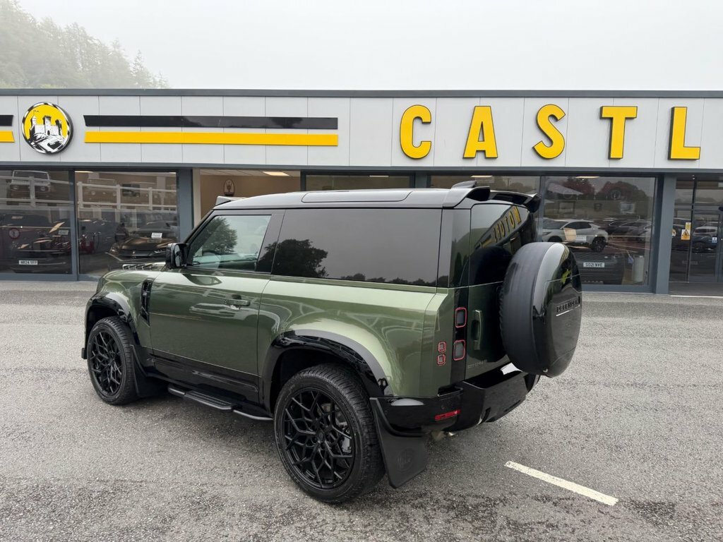Land Rover Defender 3L Hard Top S Mhev Green #4