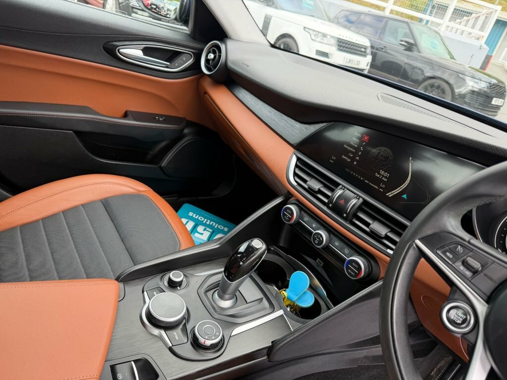 Alfa Romeo Giulia Speciale Grey #8