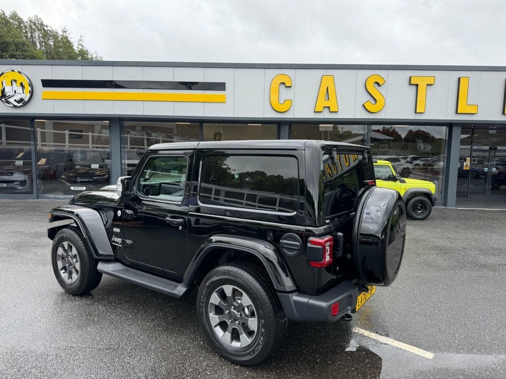 Jeep Wrangler 2L Overland Black #4