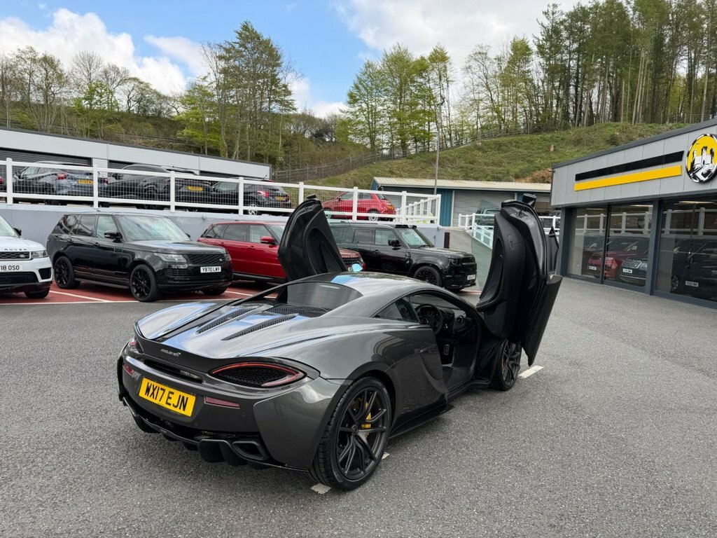 McLaren 570S Spider Blue #25