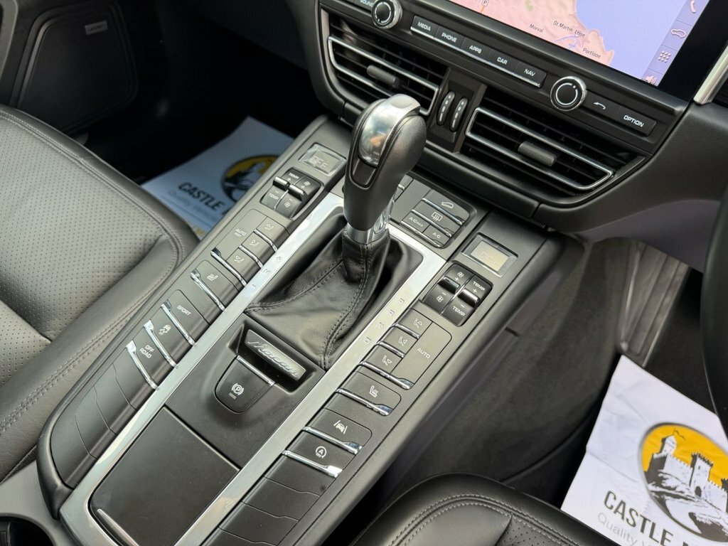 Porsche Macan 2.9T V6 Turbo Suv Pdk 4Wd Euro 6 Ss Black #16
