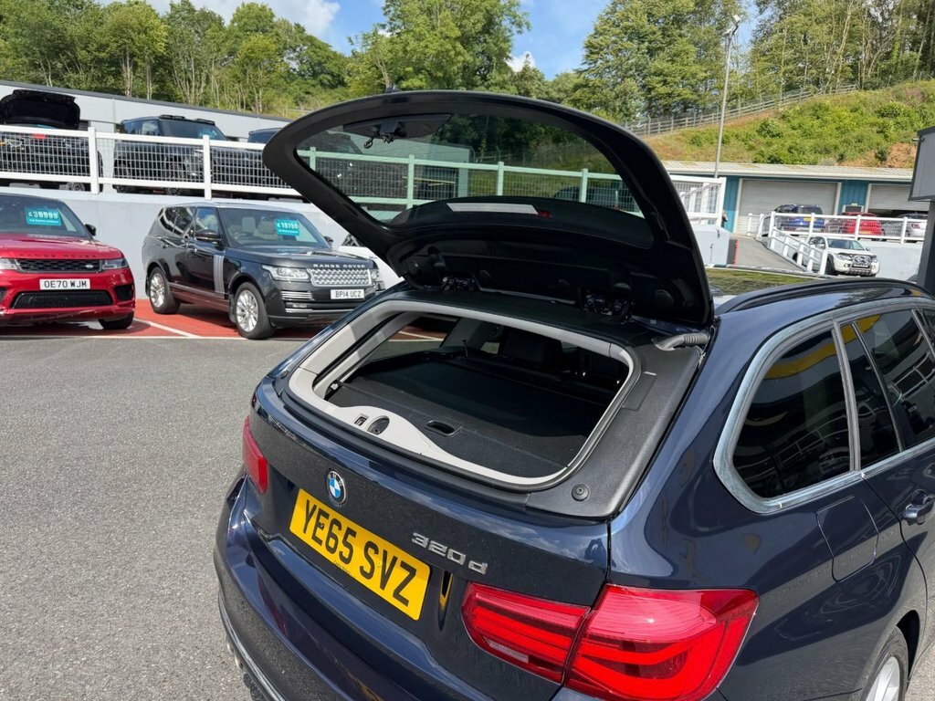 BMW 3 Series 320D Ed Plus White #12