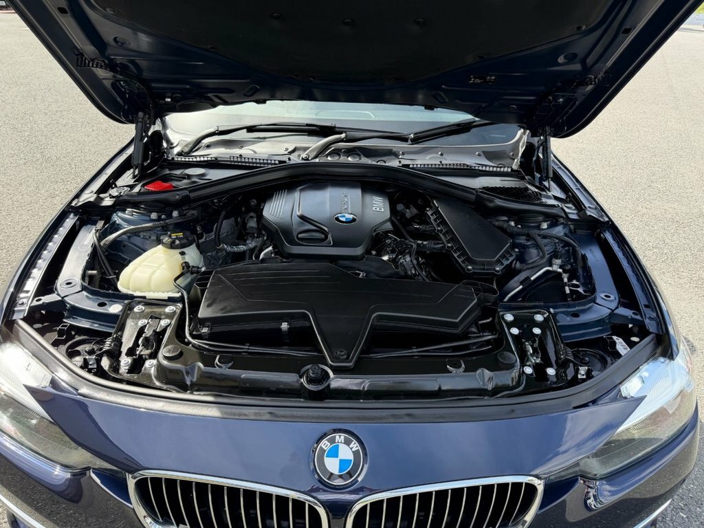 BMW 3 Series 320D Ed Plus White #19