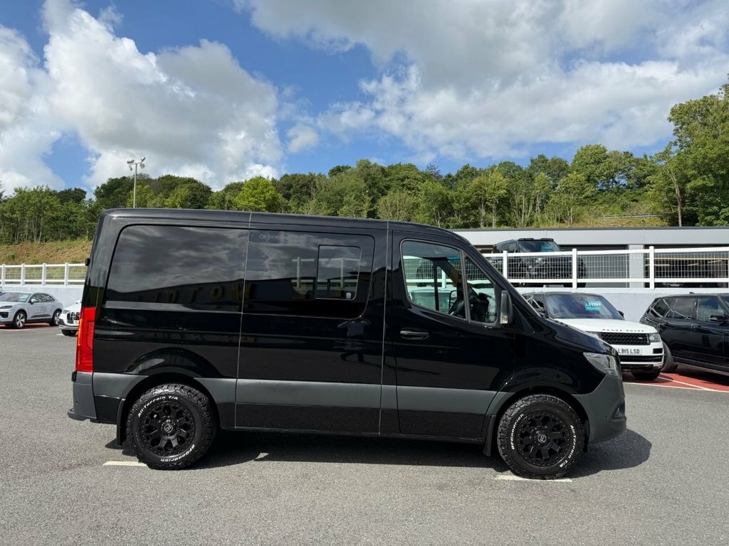 Mercedes-Benz Sprinter 2L Pure Black #6