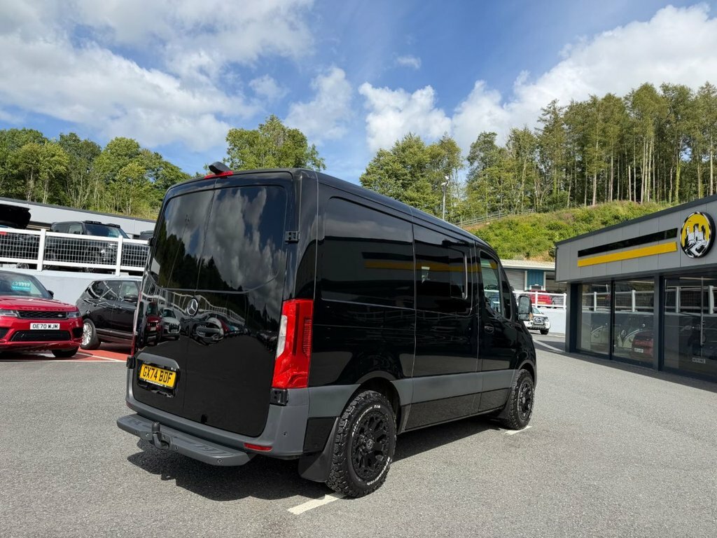 Mercedes-Benz Sprinter 2L Pure Black #5