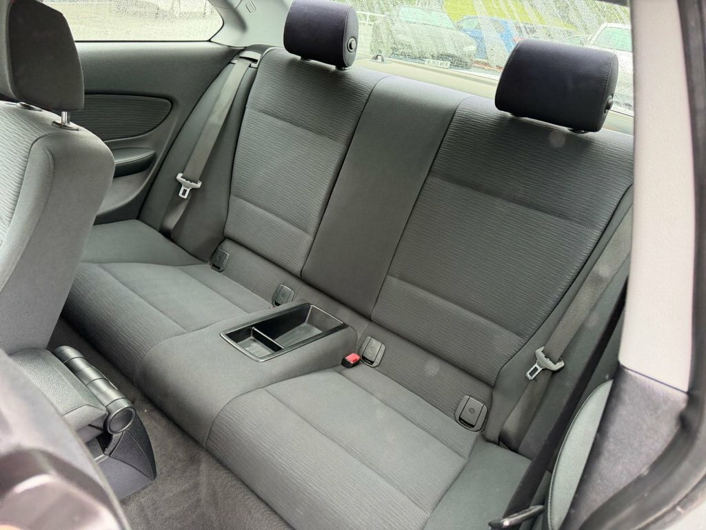 BMW 1 Series Hatchback White #15