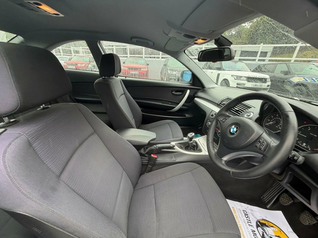 BMW 1 Series Hatchback White #10