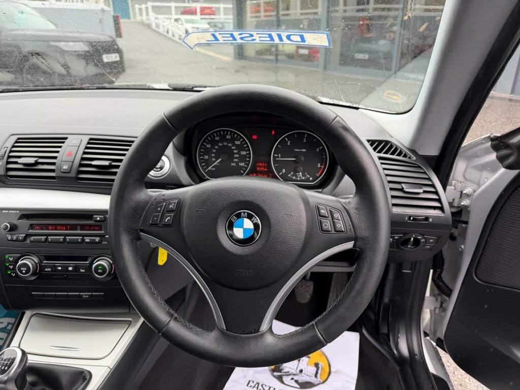 BMW 1 Series Hatchback White #8