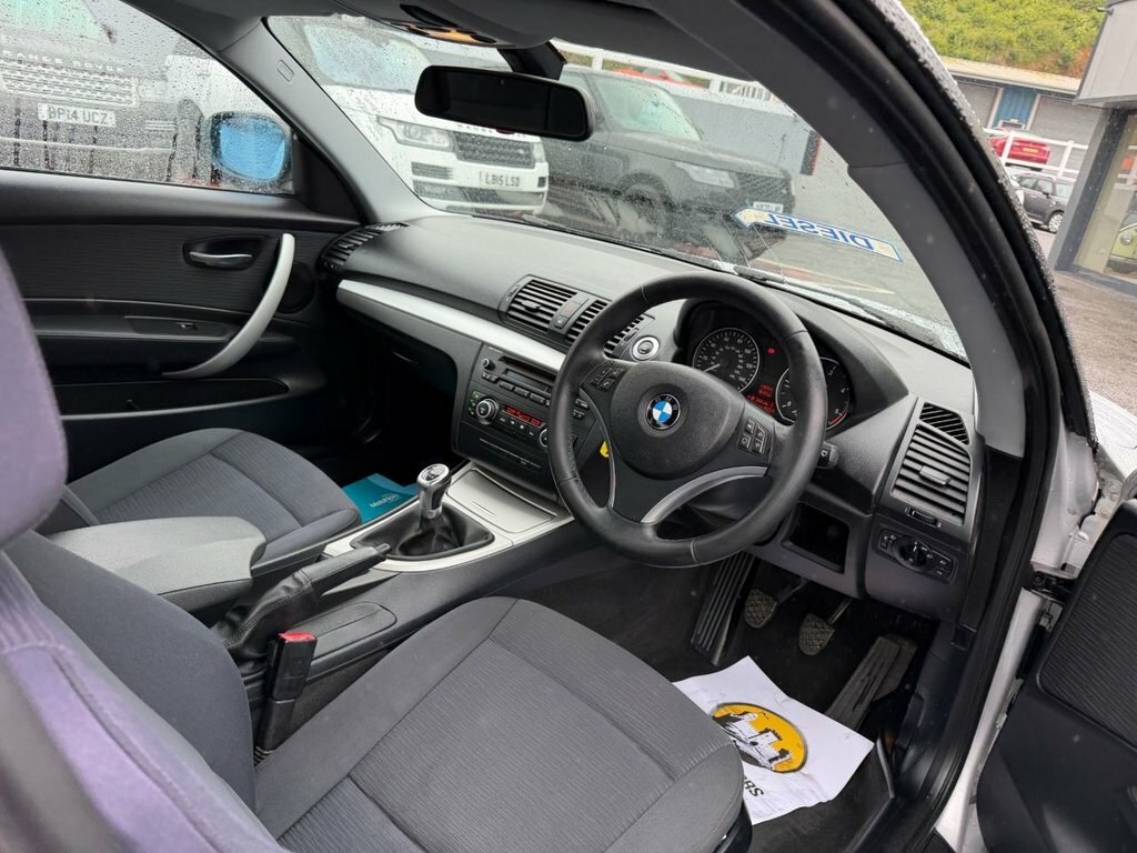 BMW 1 Series Hatchback White #7