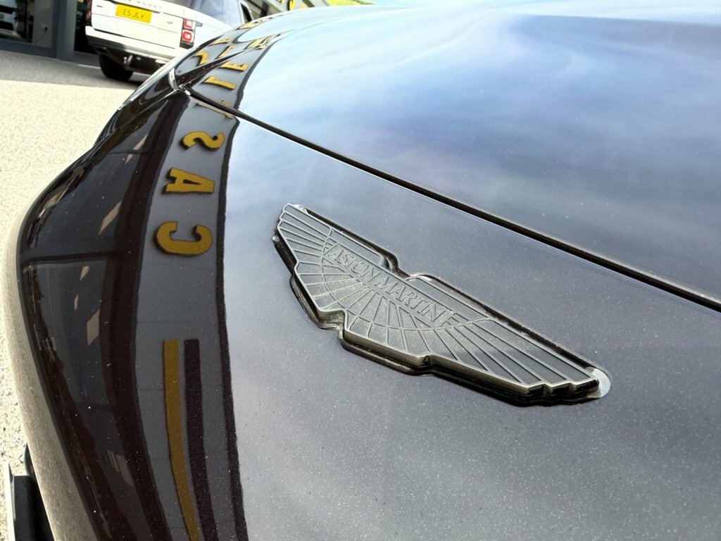Aston Martin Vantage   #17