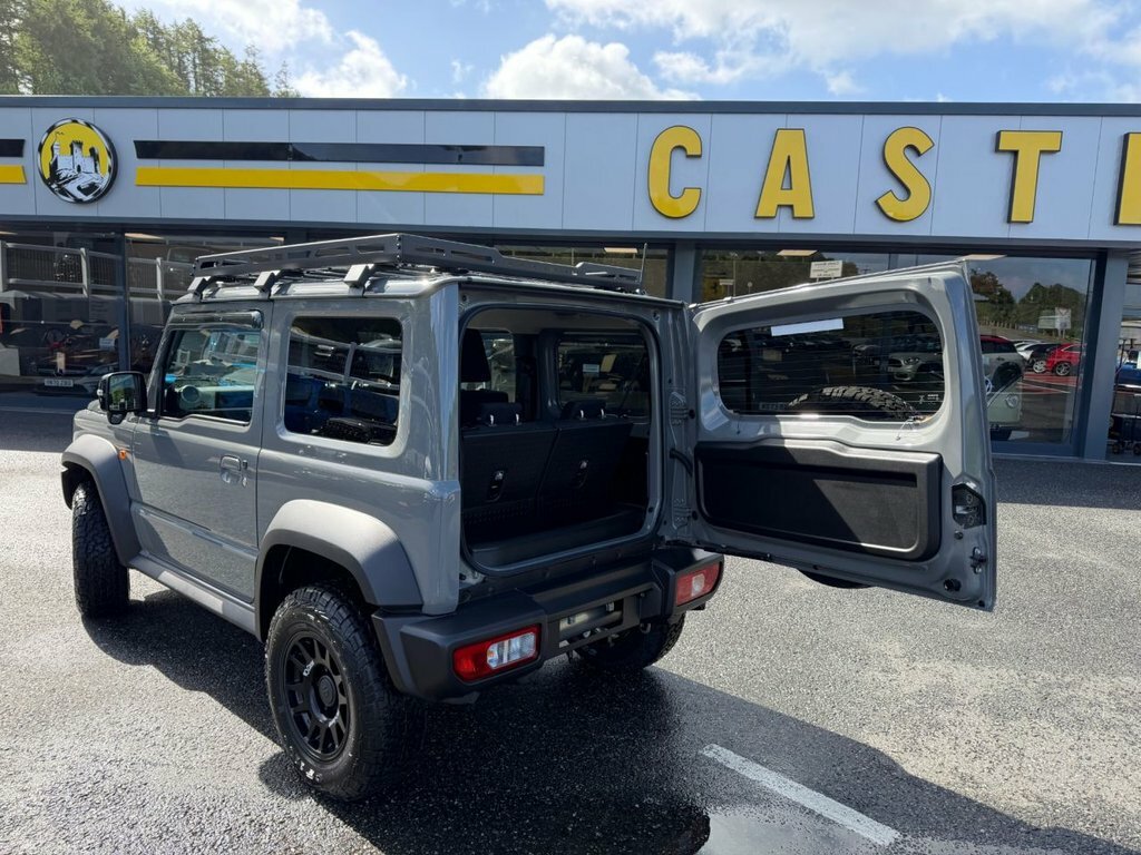 Suzuki Jimny Suv White #11