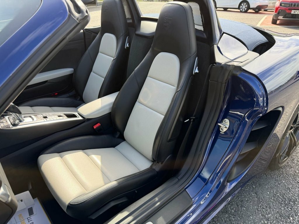 Porsche 718 Boxster 2.0 Pdk Red #15