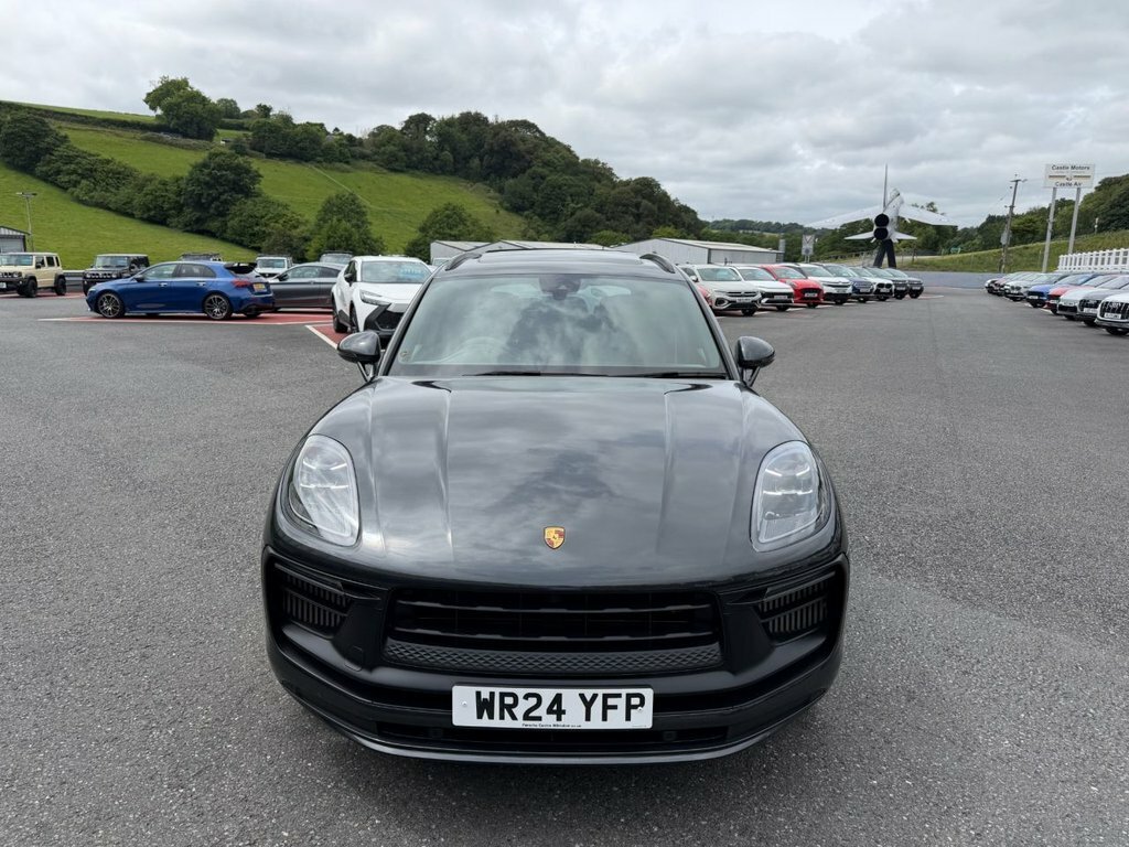 Porsche Macan Suv WR24YFP Grey #2
