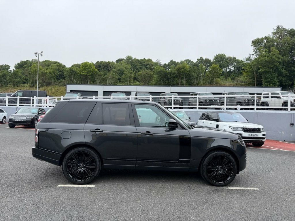Land Rover Range Rover 3L Westminster Black Grey #6