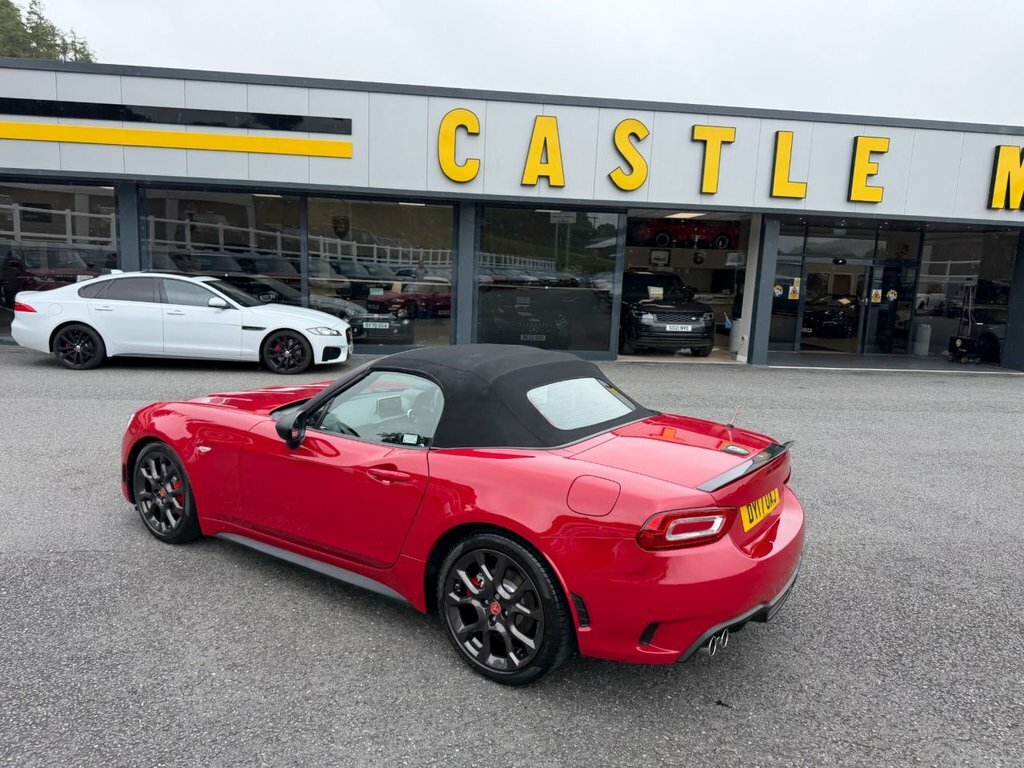 Abarth 124 Spider 1.4 T Multiair Black #32