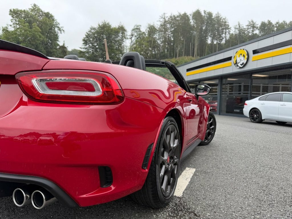 Abarth 124 Spider 1.4 T Multiair Black #23
