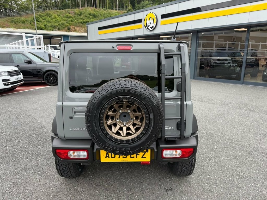 Suzuki Jimny Estate Grey #5