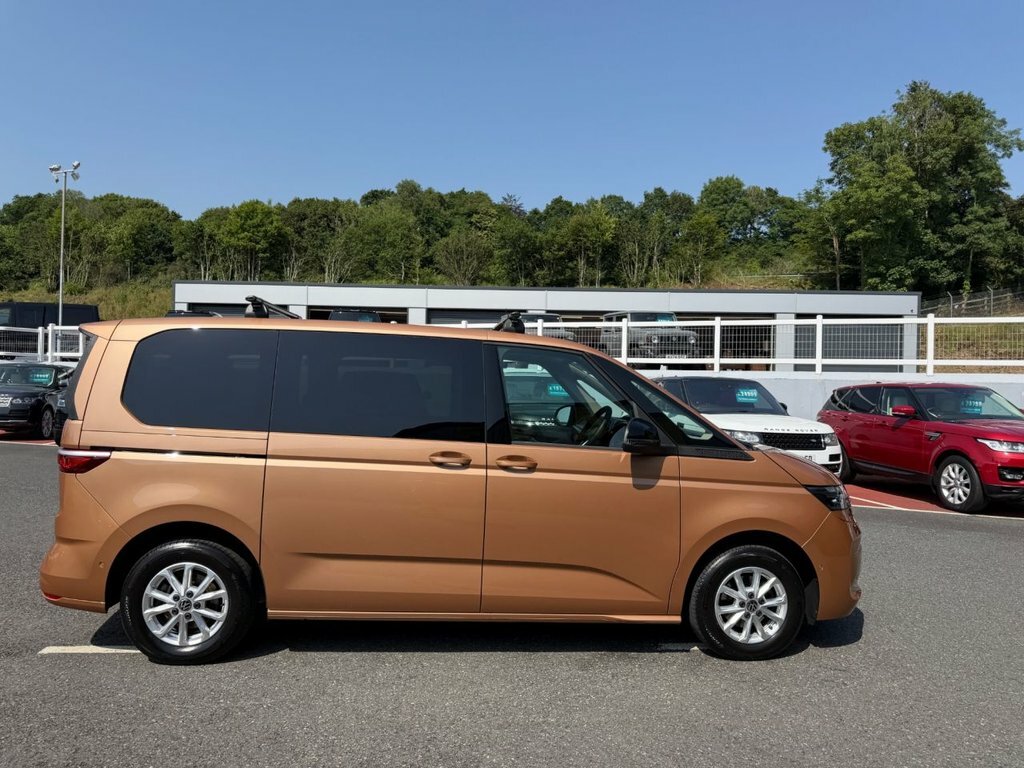 Volkswagen Multivan 2L Life Brown #6