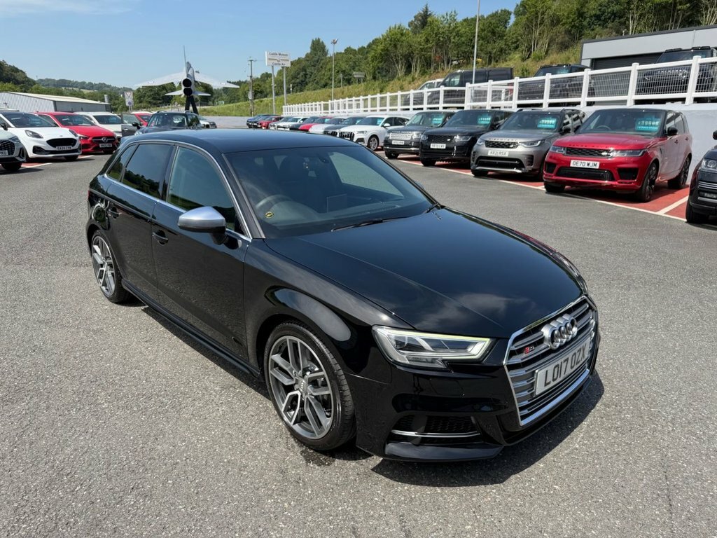 Audi S3 2L Null Black