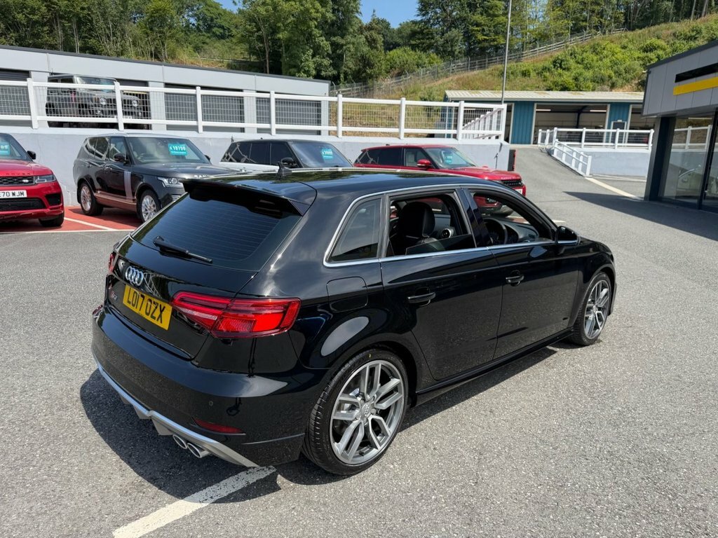 Audi S3 2L Null Black #6