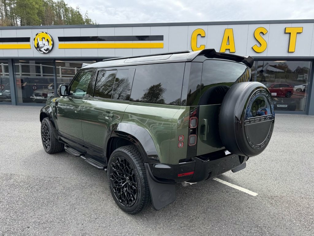 Land Rover Defender 110 3L Hard Top S Mhev Green #5
