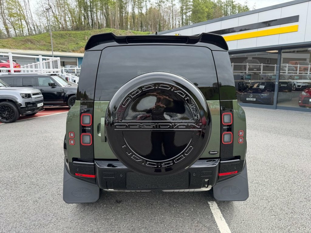 Land Rover Defender 110 3L Hard Top S Mhev Green #6