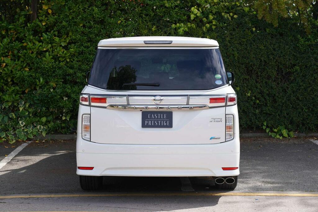 Nissan Elgrand Mpv 2.5 Highway Star Urban Chrome 7 Seats 201 IMP513 White #6