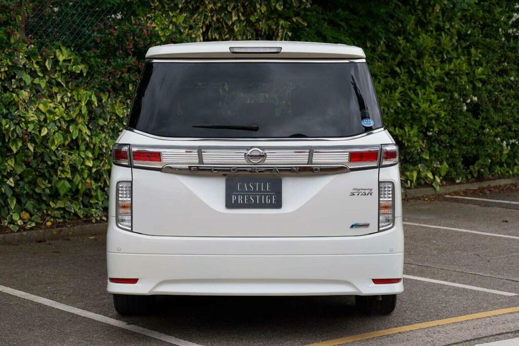 Nissan Elgrand Mpv 2.5 Highway Star Urban Chrome 7 Seats 201 White #6