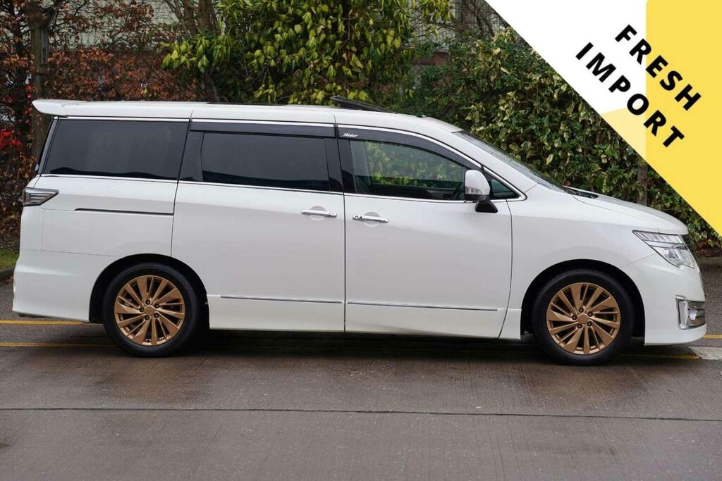 Nissan Elgrand Mpv 2.5 Rider Facelift 8 Seats 201515 White #2