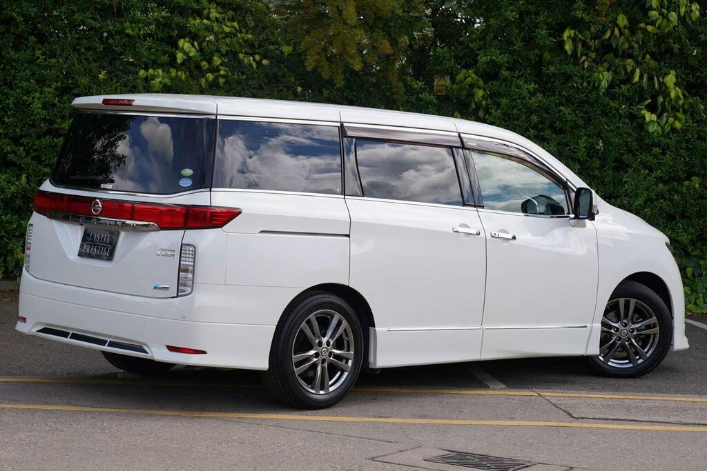 Nissan Elgrand Mpv 2.5 Highway Star 7 Seats 201161 White #4