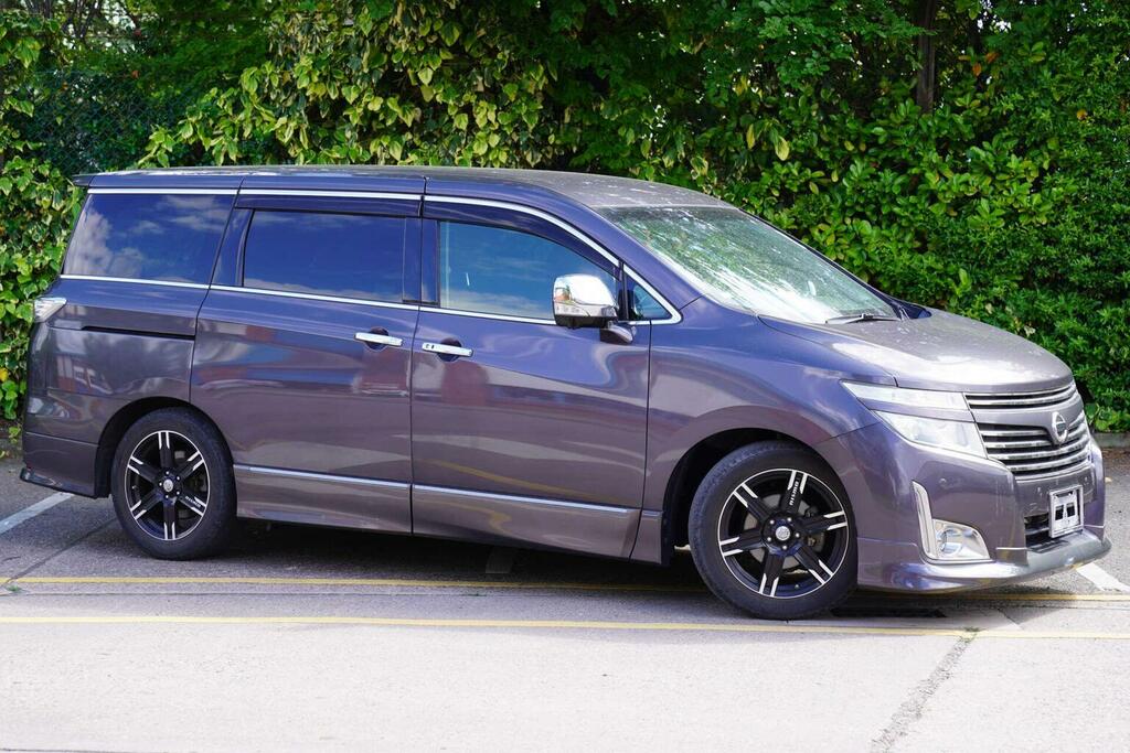 Nissan Elgrand Mpv 3.5 V6 Highway Star Premium 4Wd 7 Seats 2 Grey
