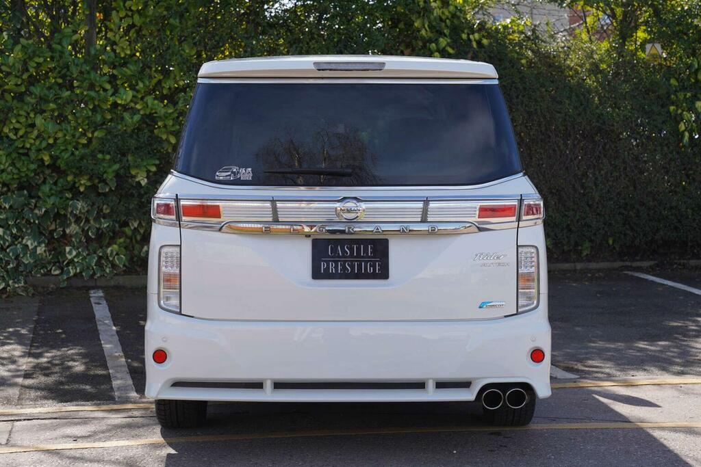 Nissan Elgrand Mpv 3.5 V6 Rider 7 Seats 201010 White #5