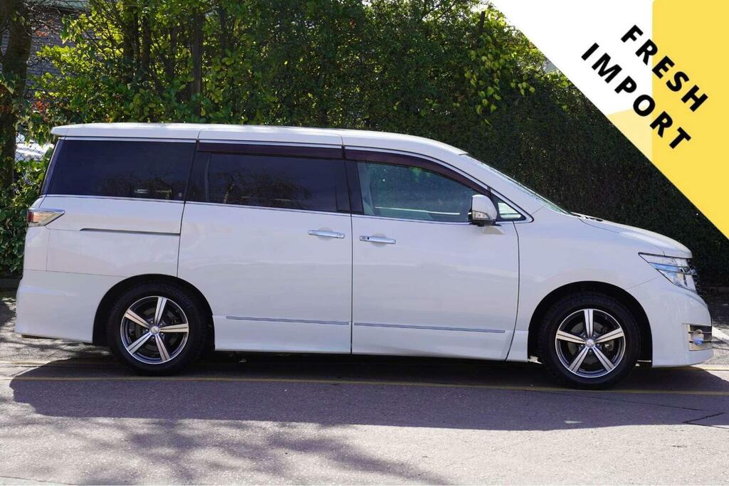 Nissan Elgrand Mpv 3.5 V6 Rider 7 Seats 201010 White #2