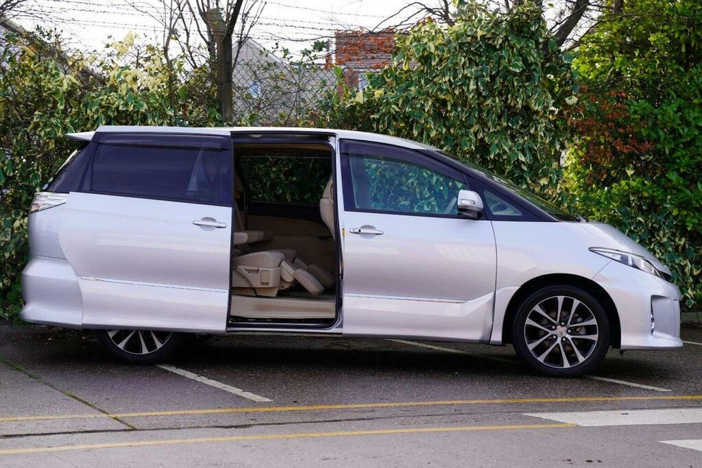 Toyota Estima Mpv 2.4 Aeras 7 Seats 201262 Silver #3