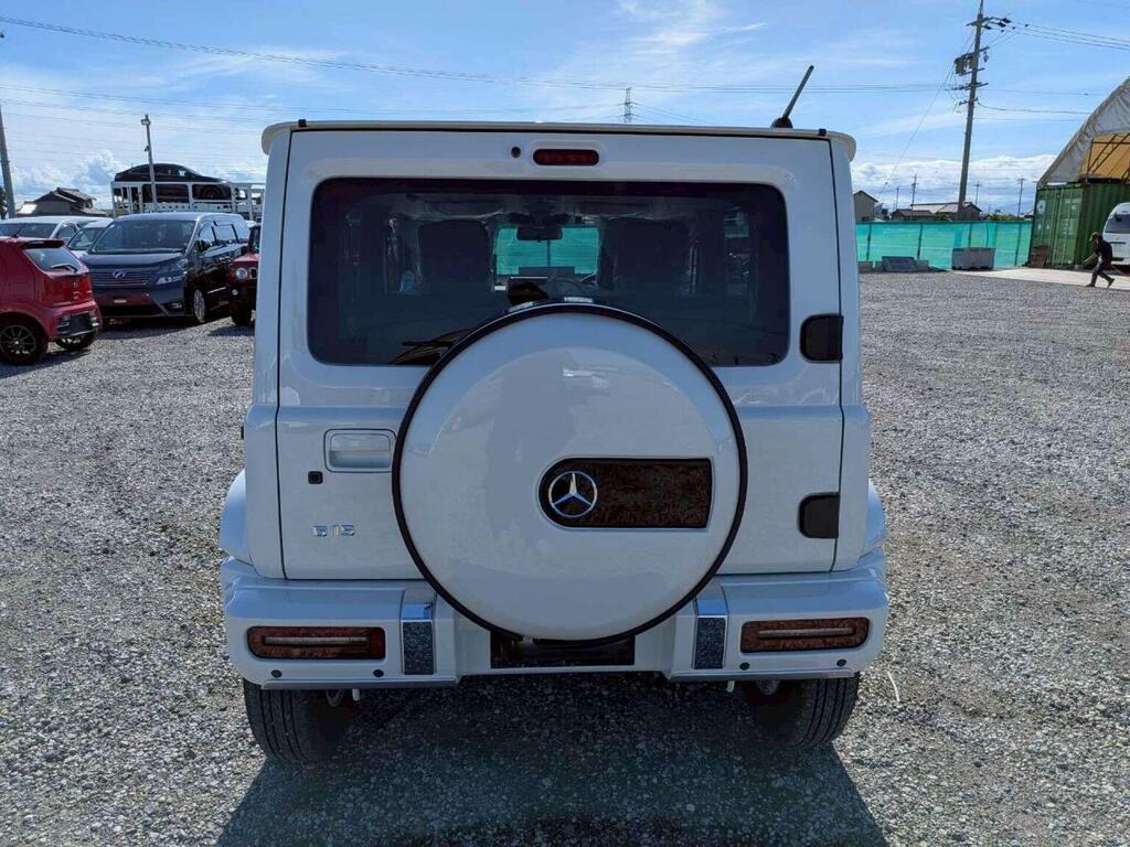 Suzuki Jimny Suv 1.5 Nomade Damd G-wagon 4Wd 202525 IMP818 White #4