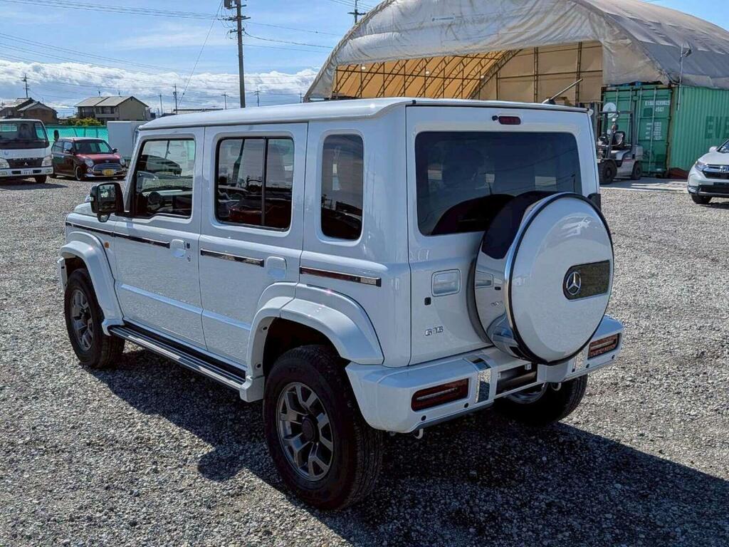 Suzuki Jimny Suv 1.5 Nomade Damd G-wagon 4Wd 202525 IMP818 White #5