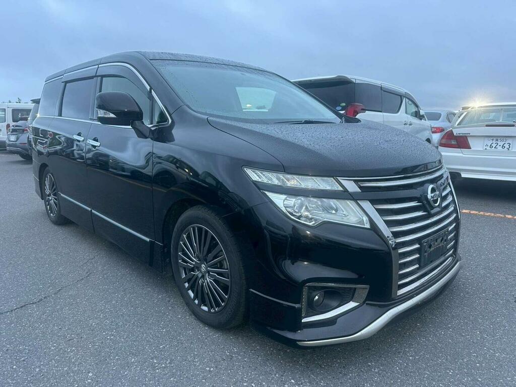Nissan Elgrand Mpv 3.5 V6 Highway Star Urban Chrome 7 Seats Black