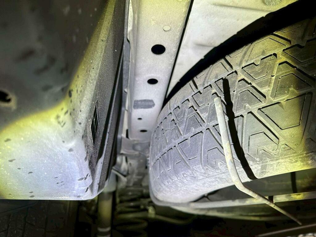 Toyota Vellfire Mpv White #23