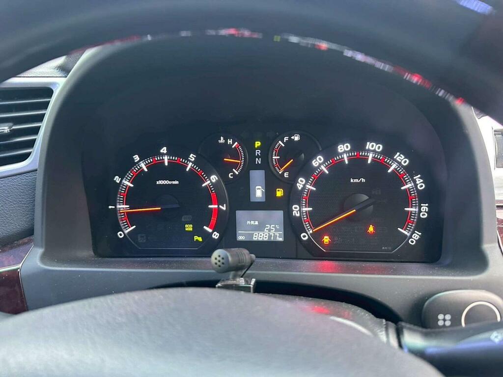 Toyota Vellfire Mpv White #14