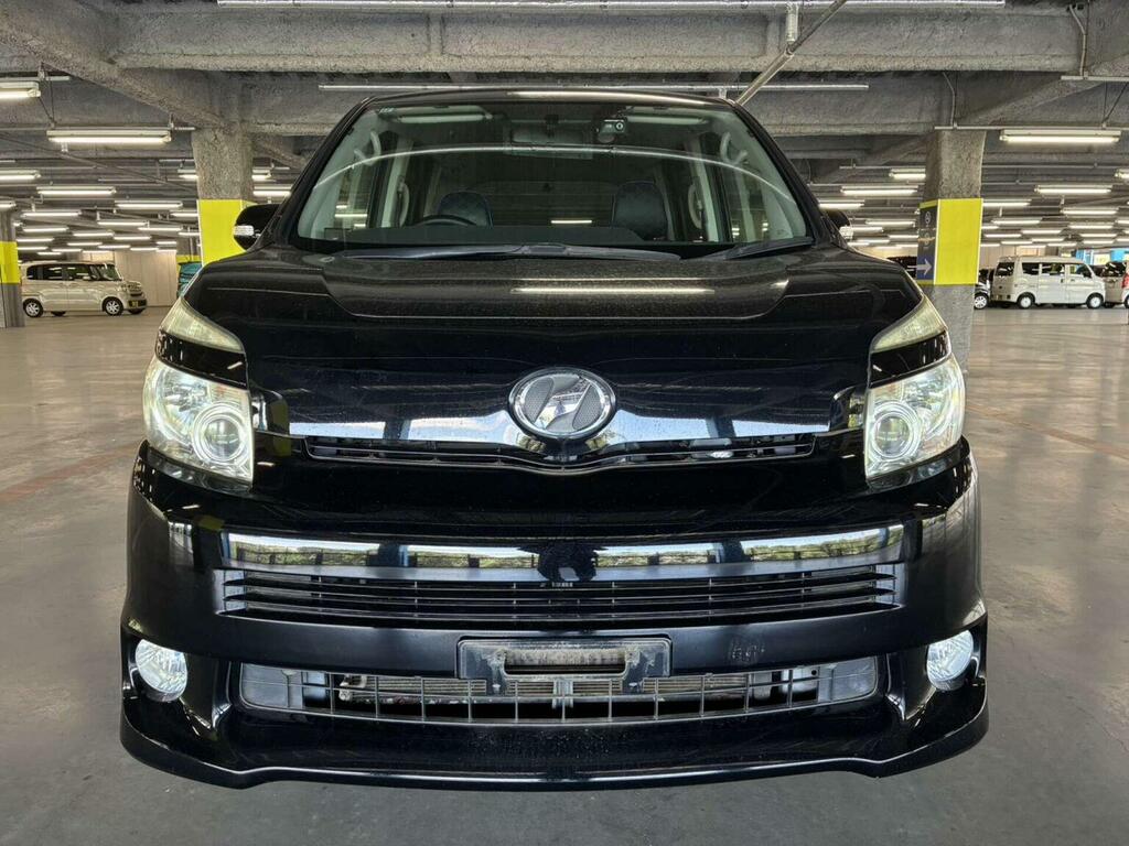 Toyota Voxy Zs Model 2.0I Silver #8