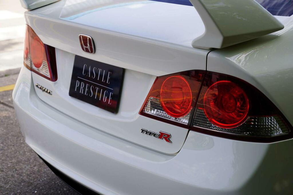 Honda Civic Type R Supercharged 4 Seats White #5