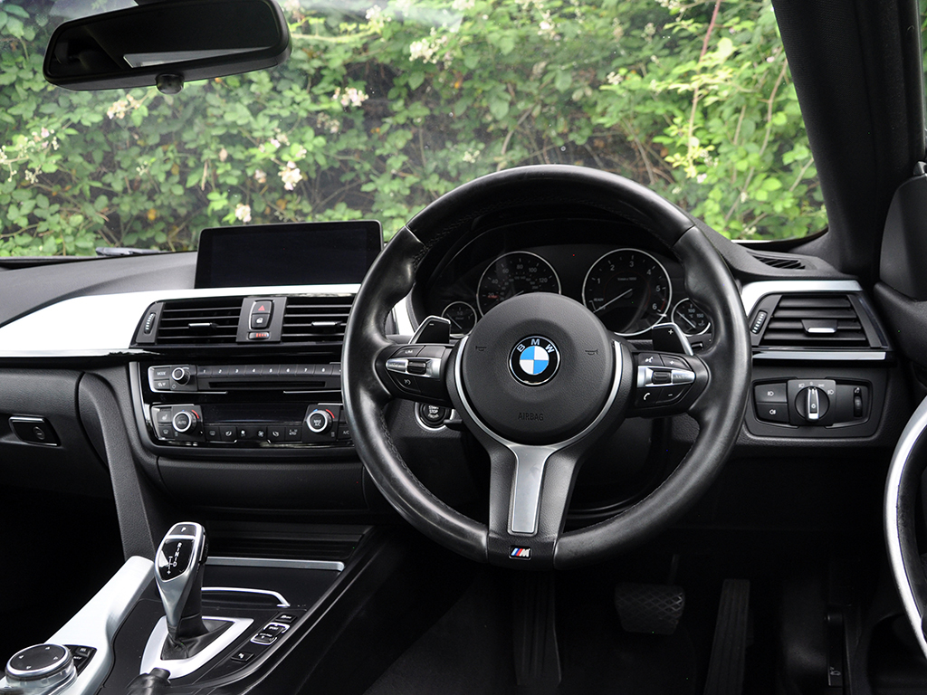 BMW 4 Series Gran Coupe 3.0 430D M Sport Coupe LB65KDX White #2