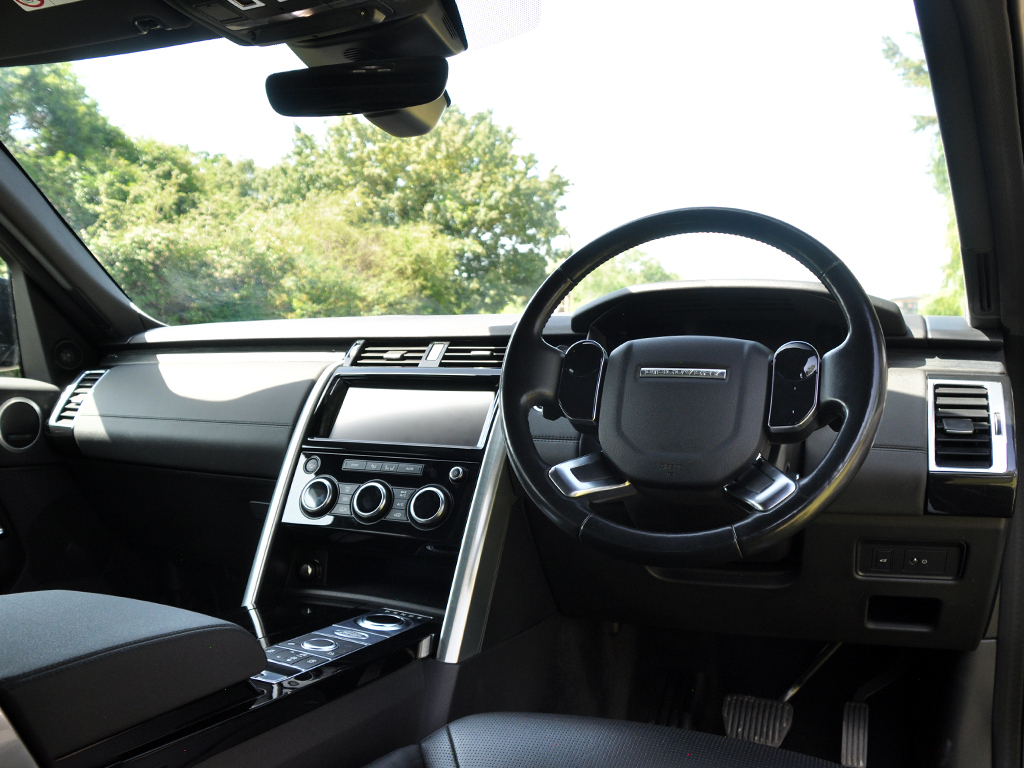 Land Rover Discovery .0 Discovery Hse Sdv6 Suv FD69KLP Grey #2