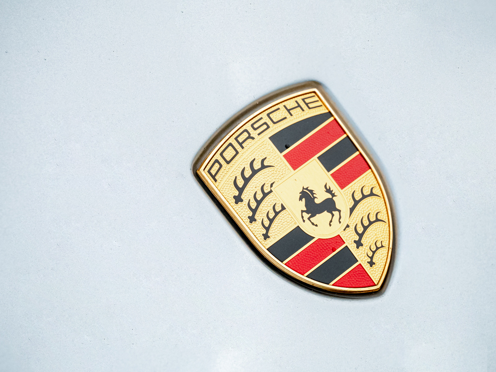 Porsche Taycan 4S 93Kwh Black #25