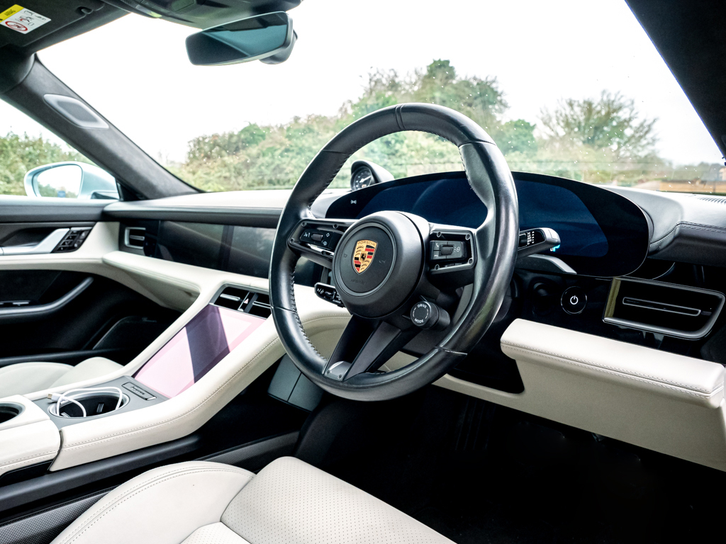 Porsche Taycan 0.0 Taycan T S Coupe Silver #2