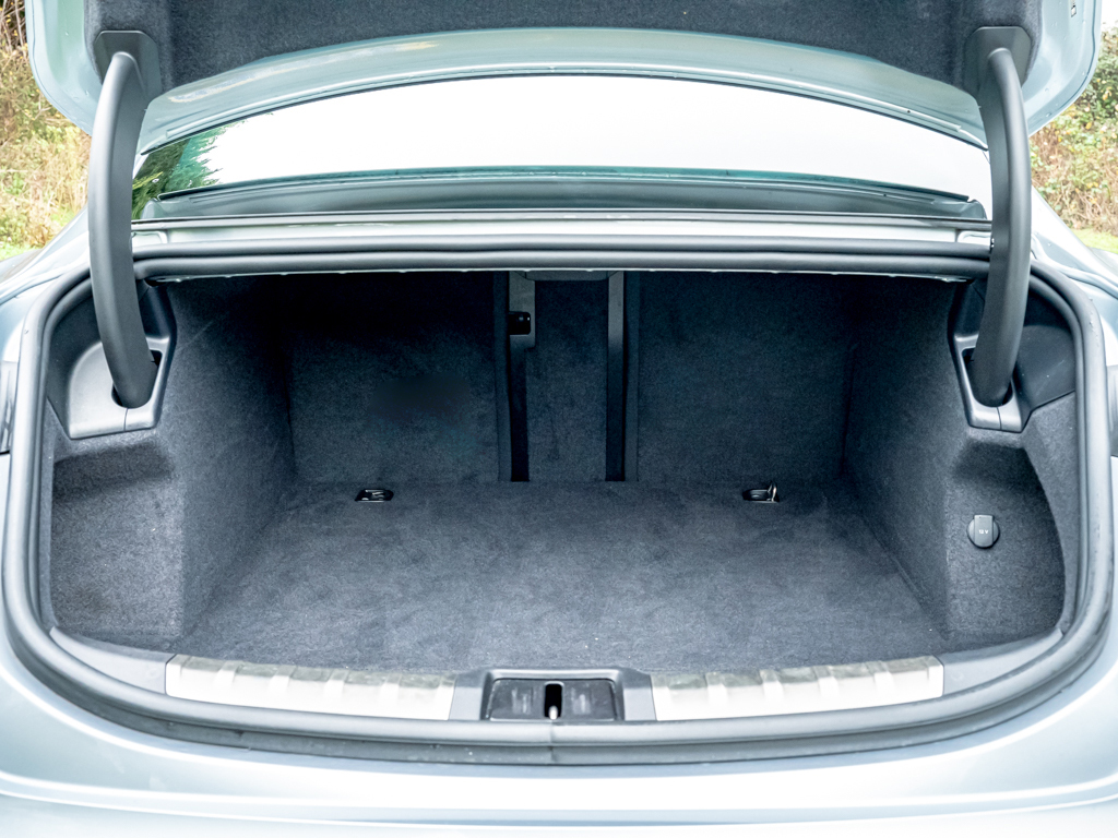 Porsche Taycan 4S 93Kwh Black #17